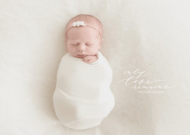 Newborn Photographer 