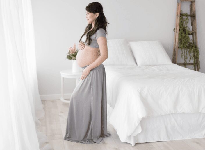 Spring Maternity Photographer